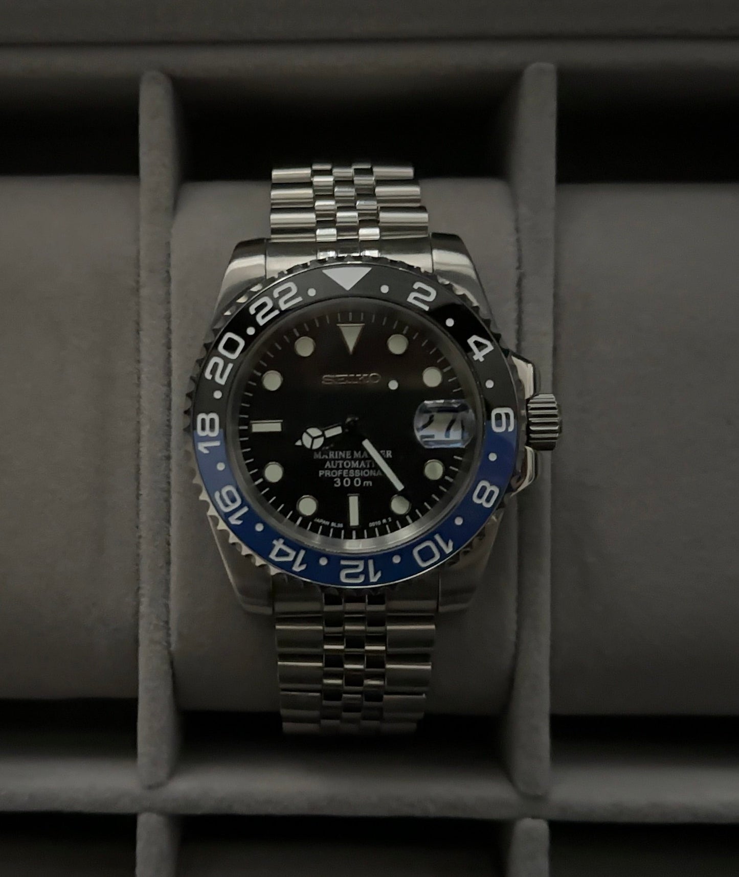 Seiko DateJust Batman - Dark Blue/Black
