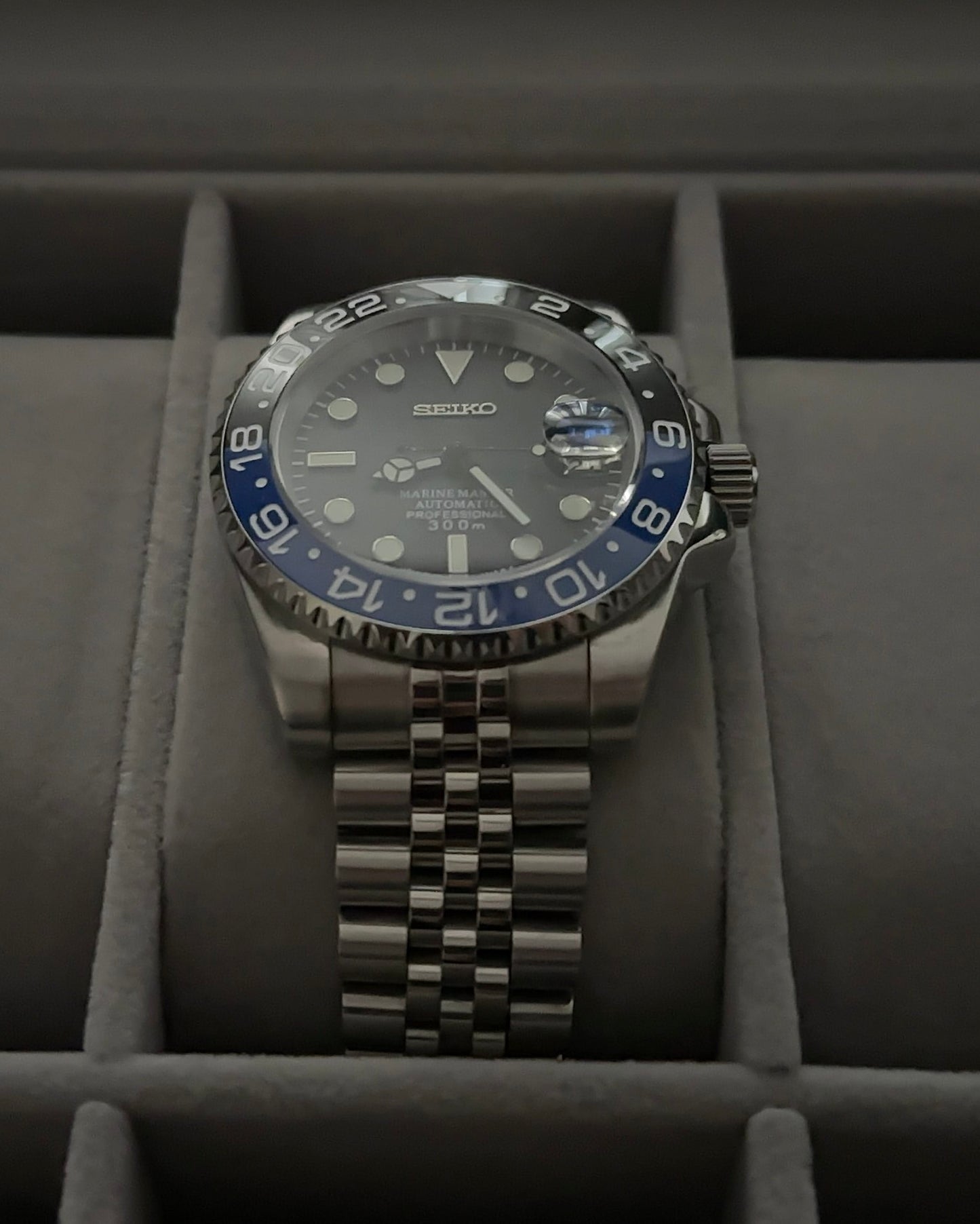 Seiko DateJust Batman - Dark Blue/Black