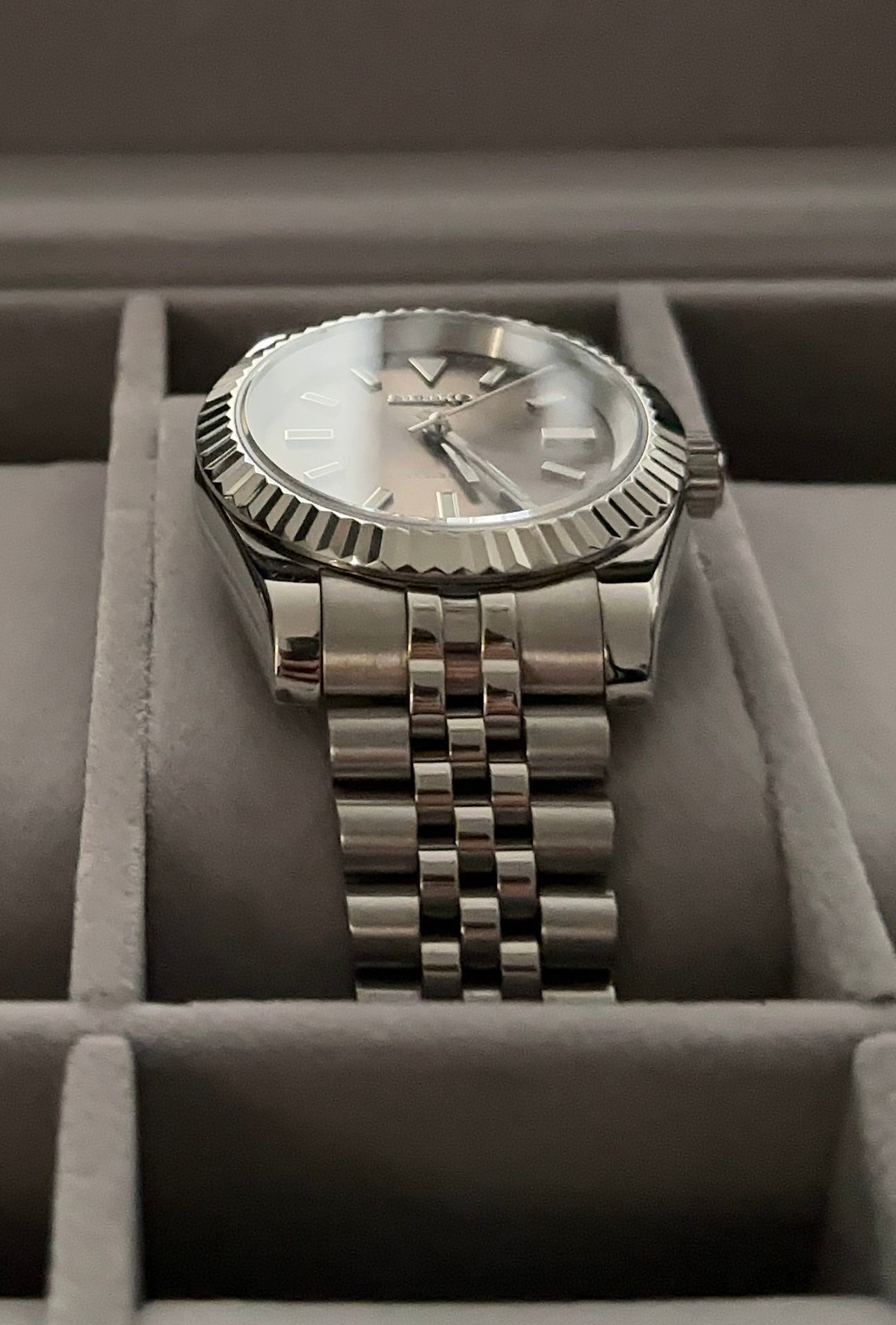 Seiko DateJust Collection - Gray
