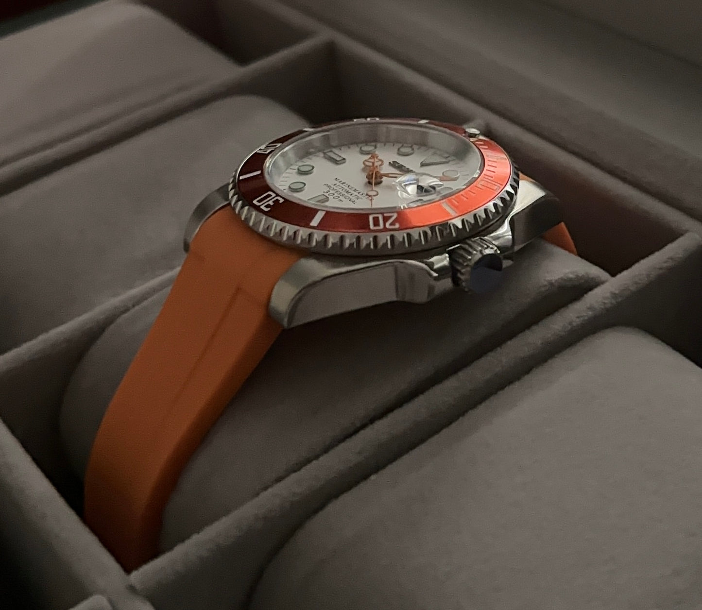 Seiko Submarine collection - Orange/white